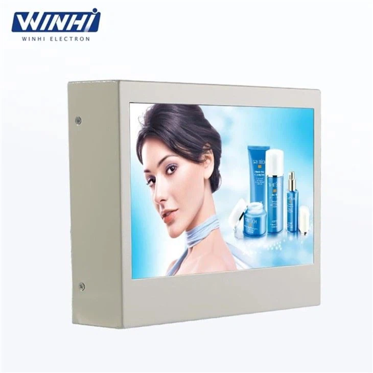 Outdoor LCD Digital Signage